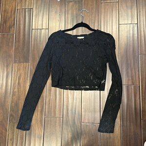 Show me your mumu crop top. Size small